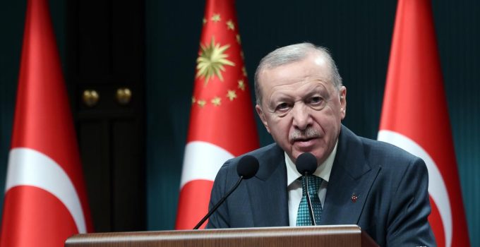 Cumhurbaşkanı Erdoğan’dan Turkcell Kadın Futbol Süper Ligi Şampiyonu Fenerbahçe Futbol Takımı’na tebrik