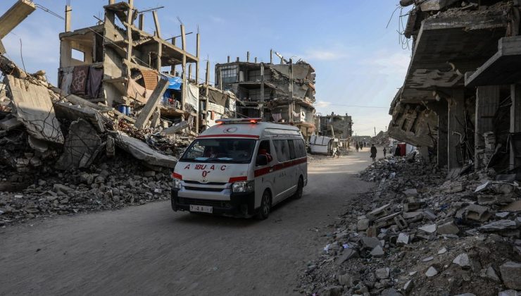 Katil İsrail’in Gazze’ye saldırısında 2 Filistinli hayatını kaybetti