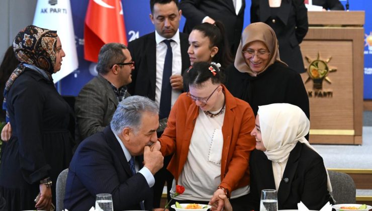 AK Parti’de ‘Engelleri Aşan Anne Yüreği’ programı düzenlendi