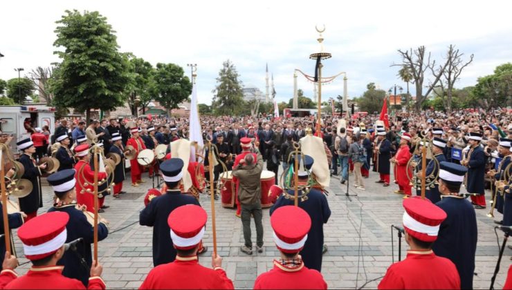 İstanbul’da fetih ruhu coşkuyla yaşatılıyor