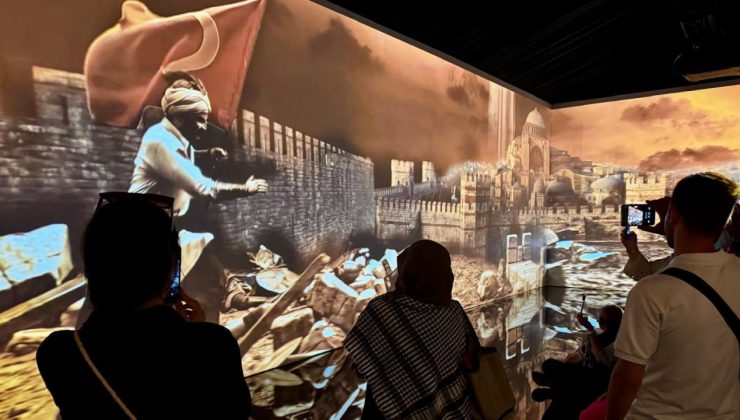 İstanbul’un fethini anlatan görsel deneyim çadırına yoğun ilgi