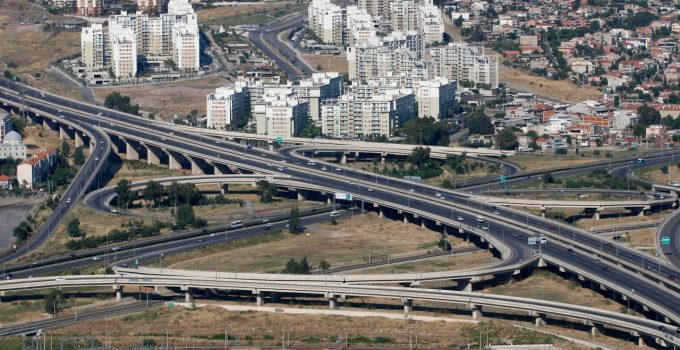 KGM, ‘İzmir Çevre Yolu’nun ücretli hale getirileceği’ iddialarını yalanladı