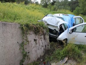 Kastamonu’da istinat duvarına çarpan otomobildeki 3 kişi öldü