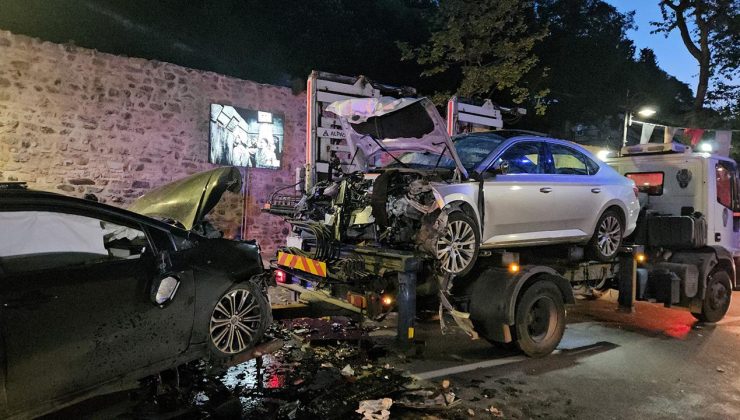 İstanbul’da iki araç kafa kafaya çarpıştı: 9 yaralı