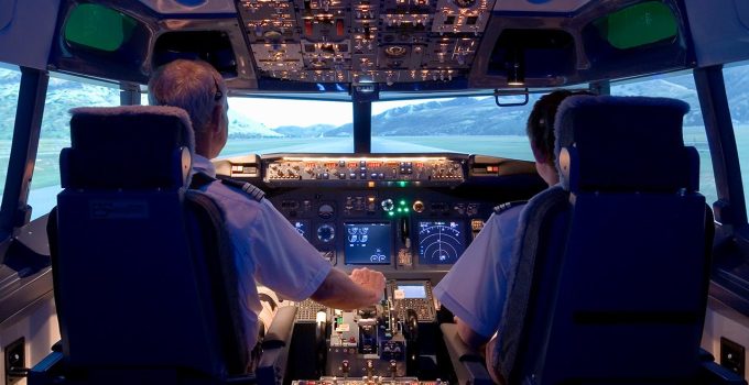Denver Havalimanı’nda pistteki yayaya uçak çarptı