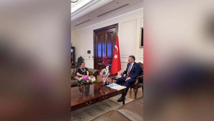 İçişleri Bakanı Çiftçi, Down sendromlu Kısmet'i Bakanlıkta ağırladı