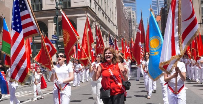 New York’ta 43. Türk Günü Yürüyüşü coşkuyla kutlandı