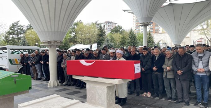 Piyade Uzman Çavuş Karakuş’un cenazesi toprağa verildi