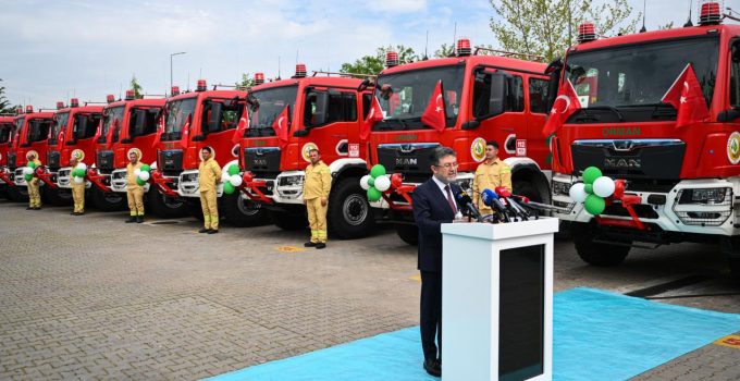 Orman yangınlarıyla mücadelede yeni araçlar görev yerlerine uğurlandı
