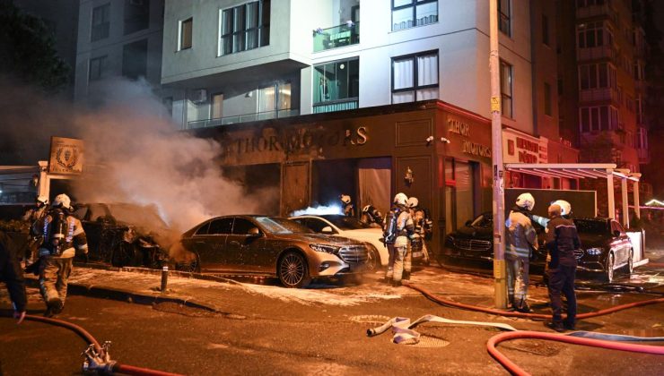 Kadıköy’de oto galeride yangın – Son Dakika Haberleri