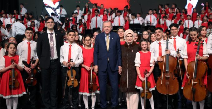 Emine Erdoğan’dan Cumhurbaşkanlığı Çocuk Orkestrası ve Korosu konserine ilişkin paylaşım