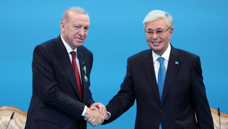Cumhurbaşkanı Erdoğan’a Kazakistan’da devlet nişanı verildi