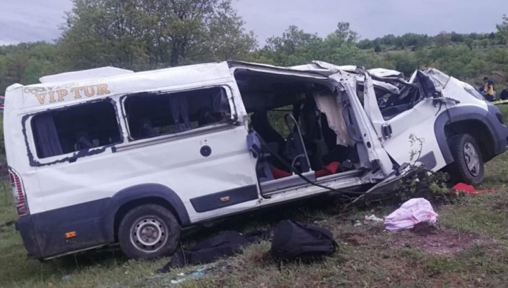 Yozgat’ta öğrenci servisi devrildi, 2 öğrenci ve sürücü öldü