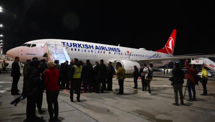 Türk aktivistler yurda döndü – Son Dakika Haberleri