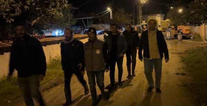 Tokat’ta Kelkit Çayı’nın debisi yükseldi, bir köy tahliye edildi
