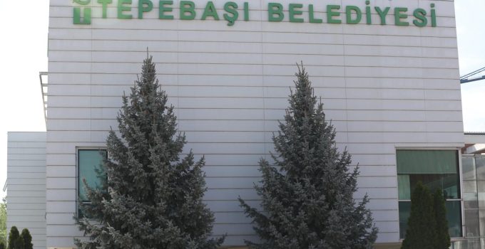 Eskişehir’in Tepebaşı Belediyesine yönelik operasyonda 15 şüpheli tutuklandı