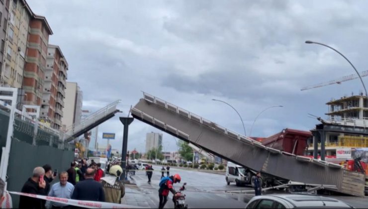 Ankara’da damperi açılan tır üst geçidi yıktı