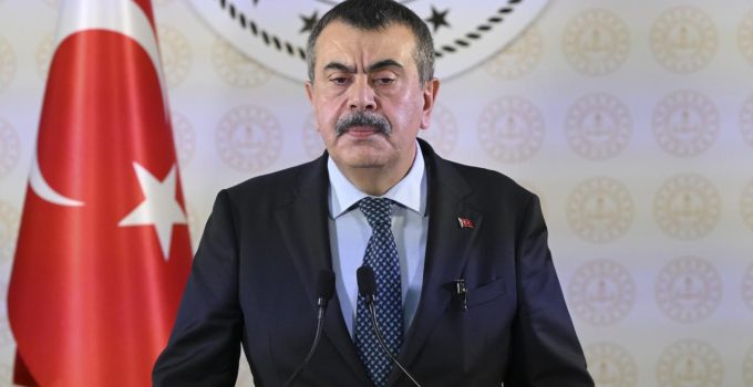 Bakan Tekin: Ortak sınavlar yeni değil, 2 yıldır uygulanıyor