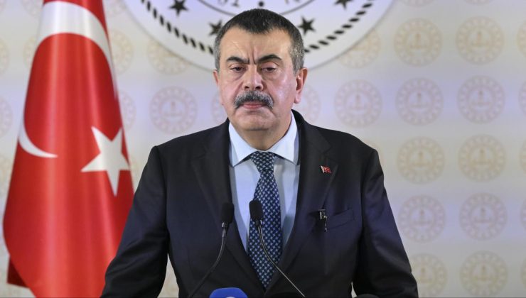 Eğitim sistemimizde kültüre daha fazla yer açmak için çalışıyoruz