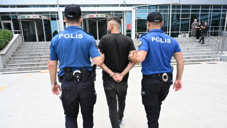 Kırmızı bültenle aranan firari Mersin’de yakalandı