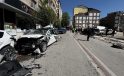 Freni arızalanan kamyon ortalığı savaş alanına çevirdi