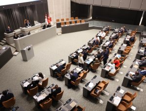 Genel Kurul yasama göreviyle toplandı