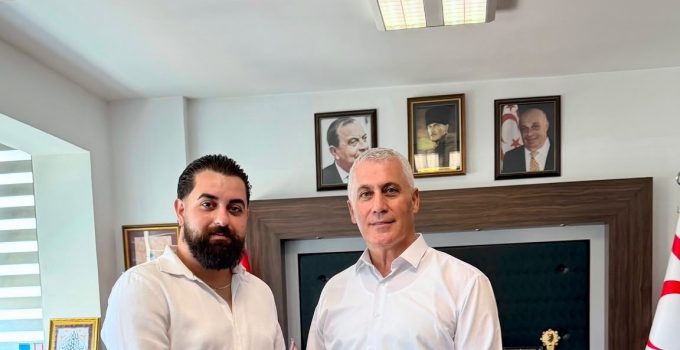 TAGRA Teknoloji ve Zeytin Ağacı Eğitim ve Yardımlaşma Derneği yetkilileri Ekonomi Bakanı Amcaoğlu’nu ziyaret etti