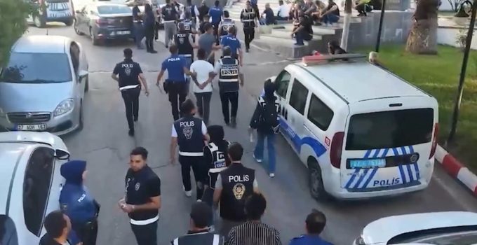 71 ilde uyuşturucu operasyonu: Zehir taciri 844 şüpheliye tutuklama