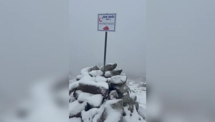 Ankara’da mevsimin ilk karı Işık Dağı’na yağdı