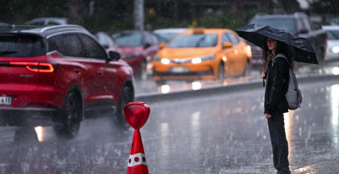 19 il için sarı kodlu uyarı: Sağanak bekleniyor