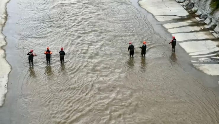 İstanbul’da sele kapılan 5 kişi aranıyor