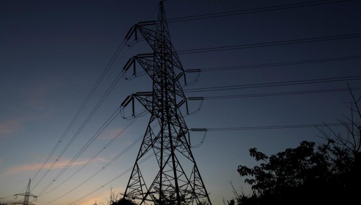 Fransa’da fırtınaların ardından yaklaşık 59 bin hanede elektrik kesintisi sürüyor