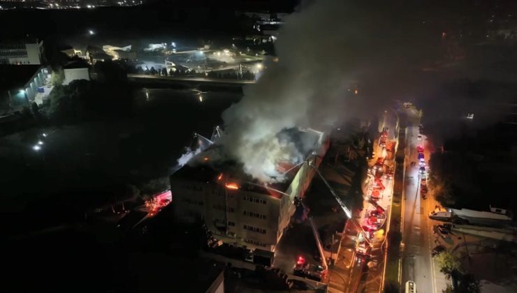 Tuzla’da ayakkabı fabrikasında yangın