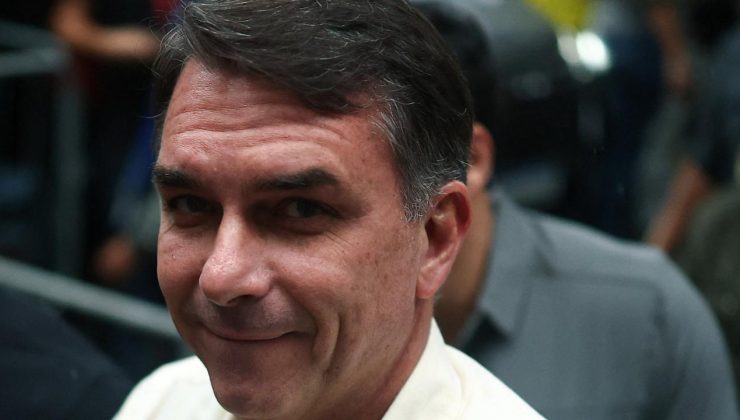 Brezilyalı Senatör: Bolsonaro’nun ülkeyi terk etmesinden haberimiz yoktu