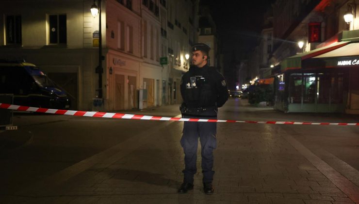Paris ve Lyon’da kısmi sokağa çıkma yasağı 1 gün uzatıldı