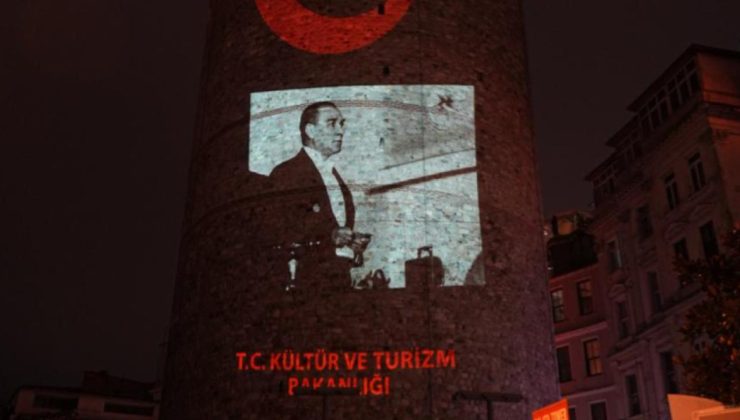 Galata Kulesi’nde 29 Ekim’e özel Atatürk gösterisi
