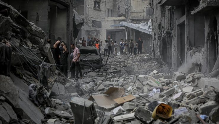 Katil İsrail, Gazze’de telefonların şarj edildiği çadıra saldırdı: 3 ölü
