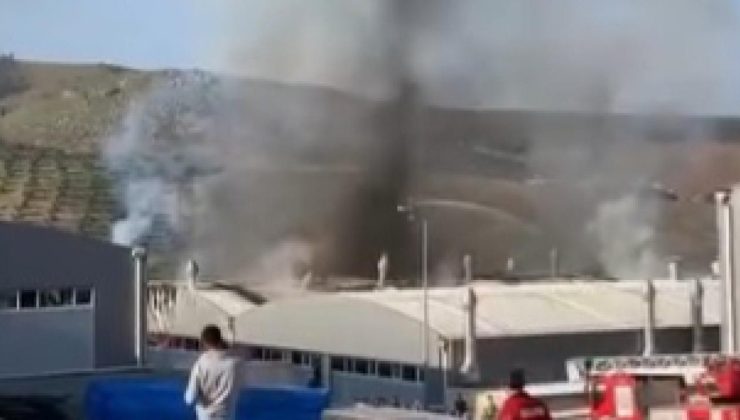Hatay’da mobilya fabrikasında yangın
