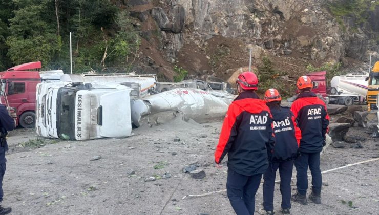 Artvin’de tır parkındaki heyelanda 1 kişi öldü