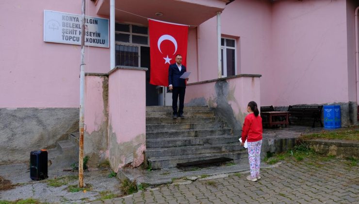 Tek öğrencisi olan okulda Cumhuriyet Bayramı törenle kutlandı