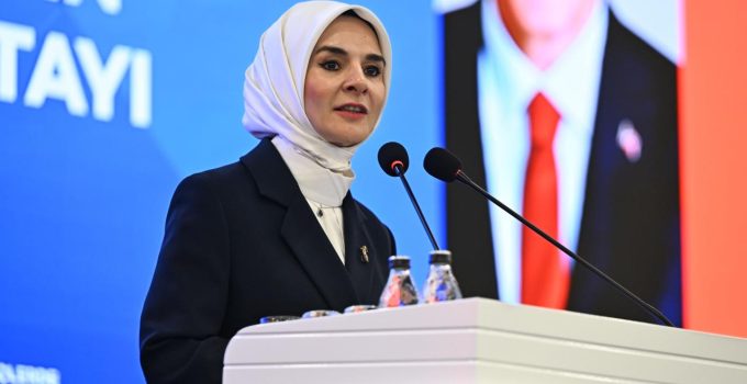 Bakan Göktaş: Çocuk hesaplarına yönelik yüksek gizlilik ayarları getiriyoruz