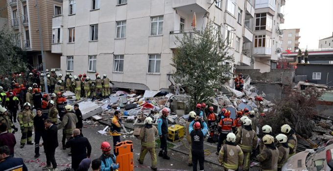 Maltepe’de kısmen çöken binanın mimarı ve şantiye şefi tutuklandı