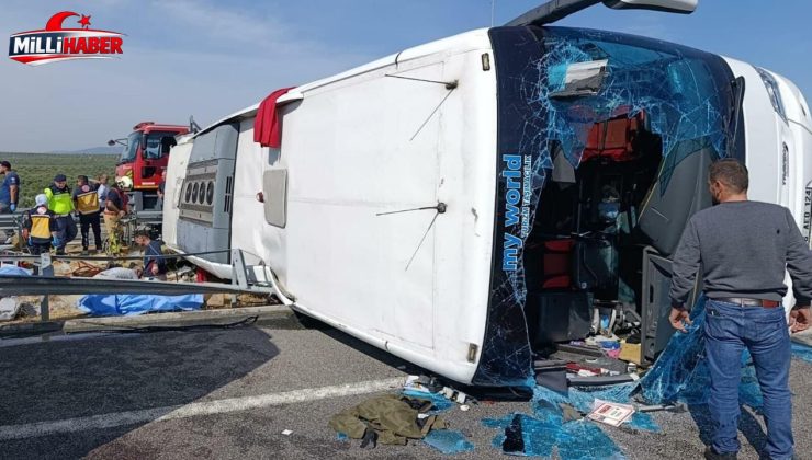 Manisa’da yolcu otobüsü ile çekici çarpıştı: 11 ölü, 27 yaralı