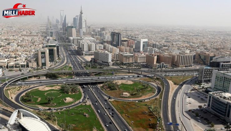 Suudi Arabistan’ın başkenti Riyad’da saldırı uyarısı sonrası patlama sesleri duyuldu