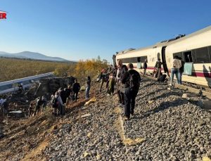 İspanya’da hızlı trenler çarpıştı: En az 64 ölü