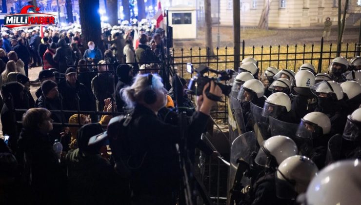 Polonya’da Anayasa Mahkemesi krizi: Neler oldu?