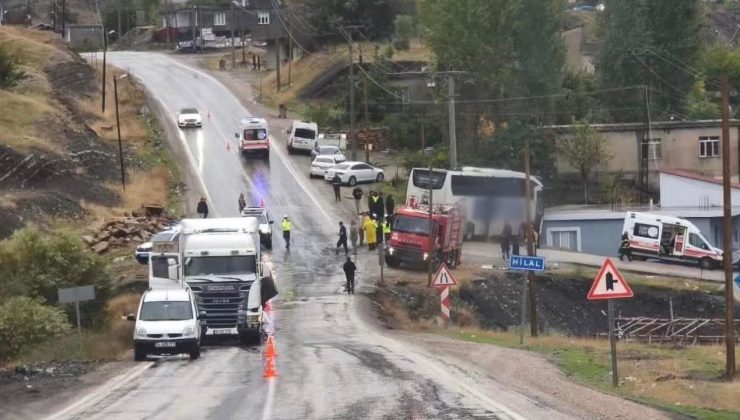 Şırnak’ta yolcu otobüsü ile tır çarpıştı: 1 ölü 14 yaralı