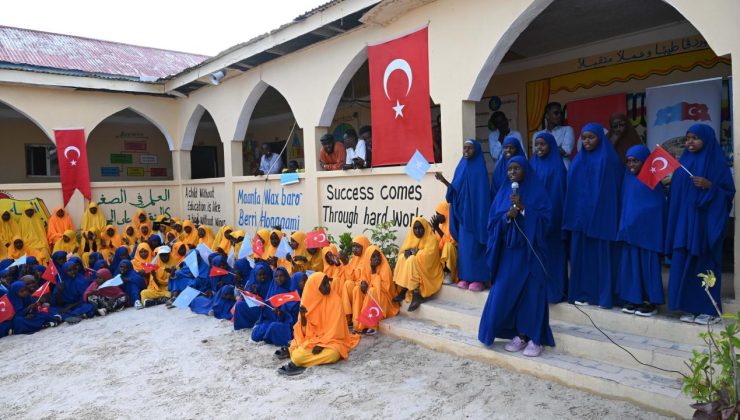 Türkiye’den Somali’de eğitime destek: Bir okulun derslikleri yenilendi
