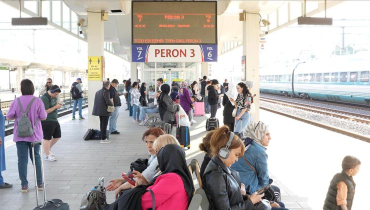 Ücretsiz tren seyahatlerinde dijital doğrulama 29 Ekim’de başlıyor