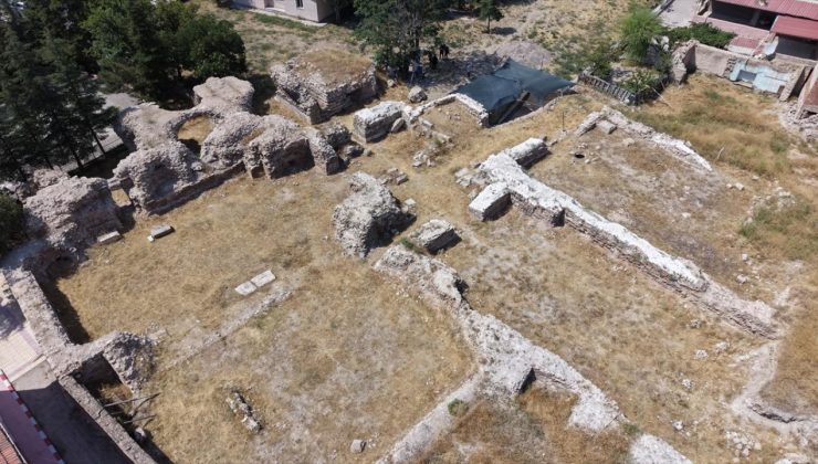 Tyana Antik Kenti’ndeki Roma Hamamı’nda kazı çalışmaları yeniden başladı